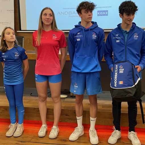 La FAN presenta les equipacions per la nova temporada
