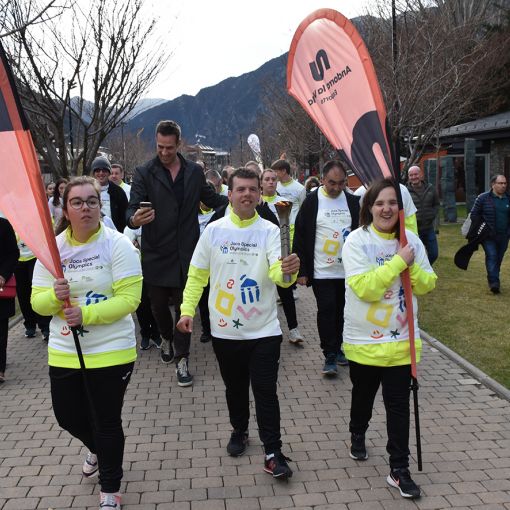 Andorra la Vella passa el testimoni de la flama dels Special Olympics a Granollers