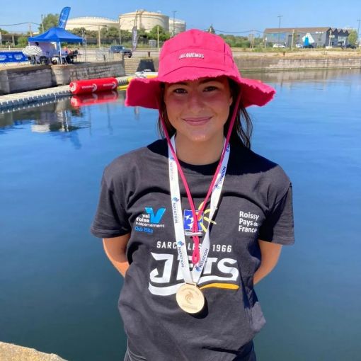 Mejia fa tercera en el junior francès d'aigües obertes