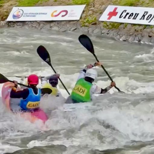 Elena Lilik s'emporta l'or en Kayak Cross
