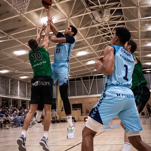 Un MoraBanc sense defensa cau en el darrer matx de pretemporada