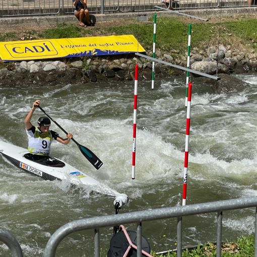 Dòria es classifica per la final amb el millor temps